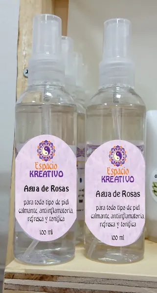 Agua de Rosas